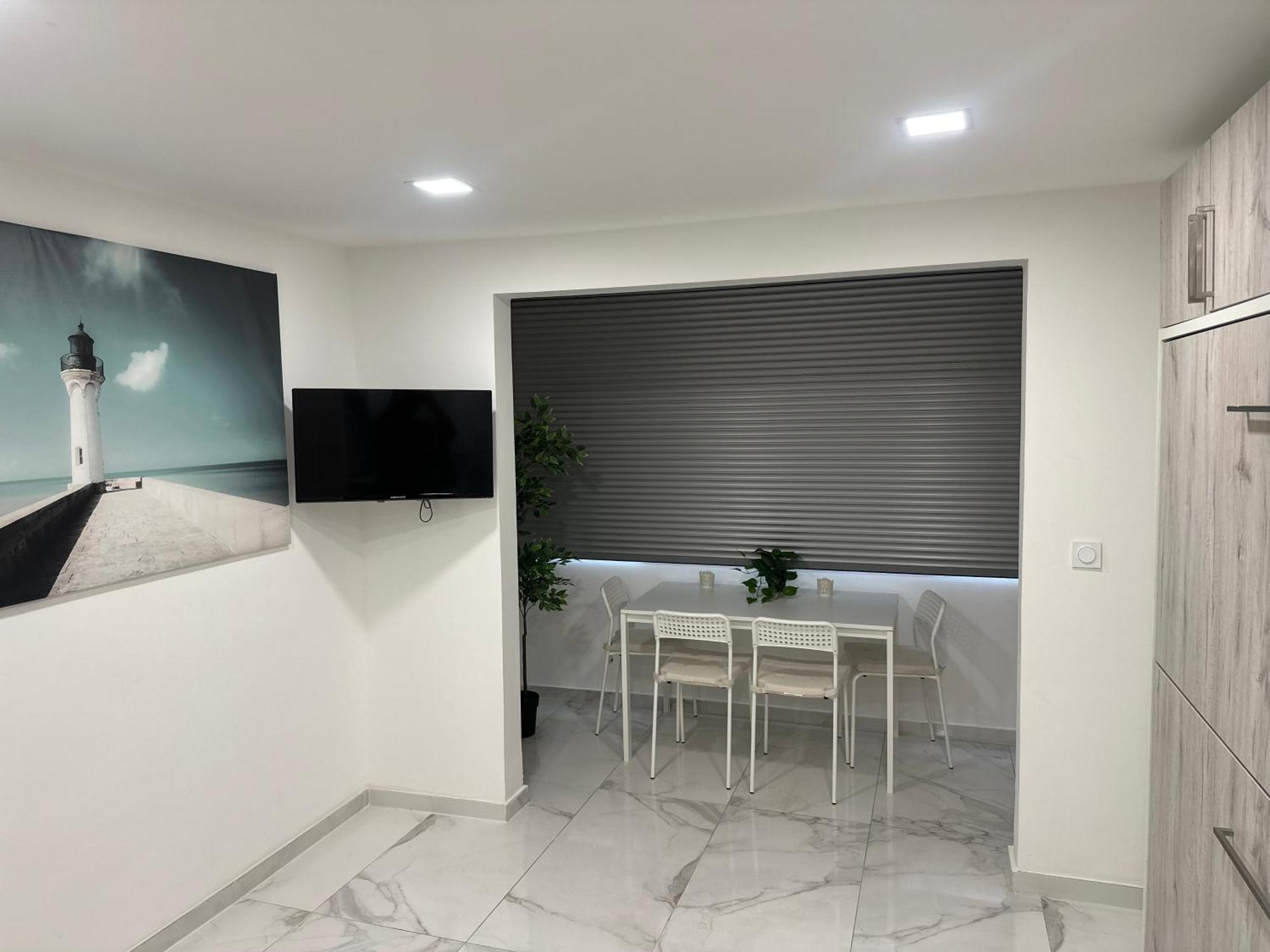 Studio Vue Sur Le Port Mauguio Luaran gambar
